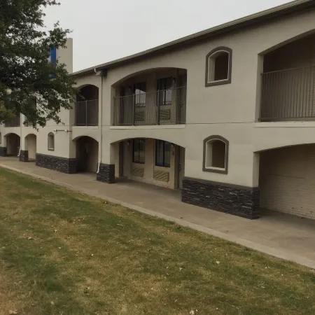 Blue Bonnet Suites -Lubbock, TX - Medical Center
