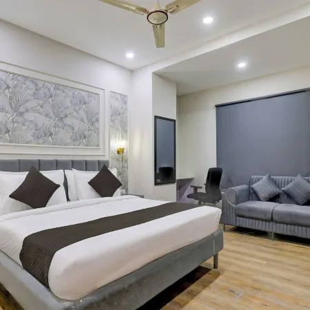 Raasha Premier - Sector 19, Noida