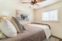 Cozy Farmhouse-Style Cottage by Mighty 5 Ntl Parks - 3 étoiles