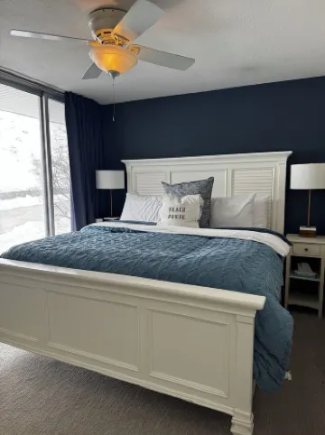 Waterfront Condo-Shop-Kayak-Beach-Bike-Boat-Restaurants-Outdoor Heated Pool-Fun