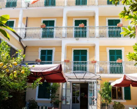 Hotel Miranda Hotels in Varazze