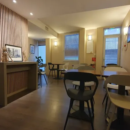 Ruthenium Hotel