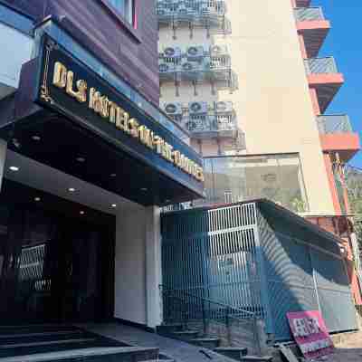 Dls Hotels on the Ganges Hotel Exterior