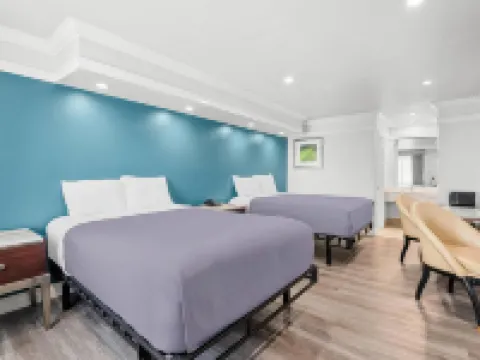 ロードウェイ イン コマース - ロサンゼルス コマースのホテル