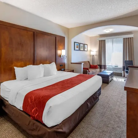 Comfort Suites Near Six Flags Magic Mountain