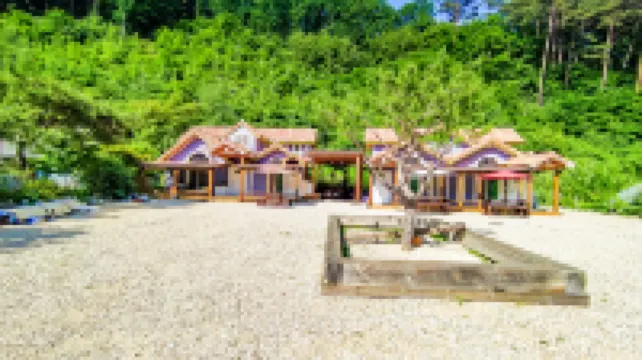 Pyeongchang the Hue Pension 鄰近香草王國農園的酒店