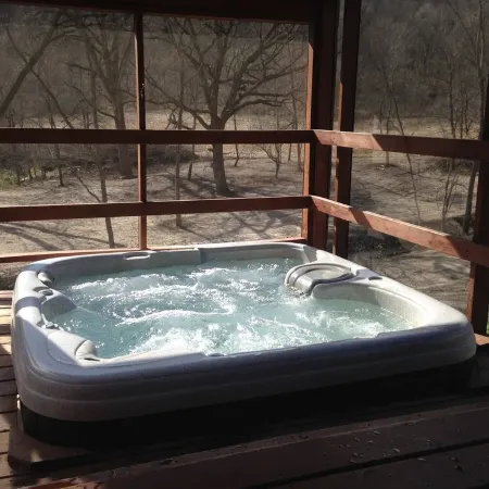 Secluded Rustic + Modern Log Cabin with hot tub by Stream,  luxury getaway