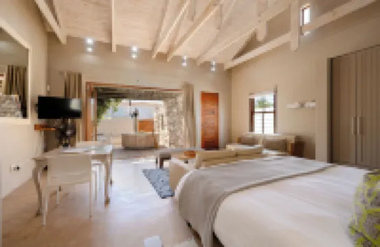 朗戈班風箏小屋酒店