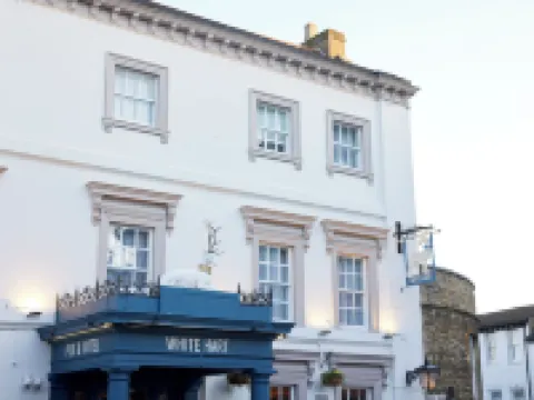 The White Hart Inn by Greene King Inns Hotels in Buckingham