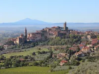 Apartment in Laterina with garden - Homestays