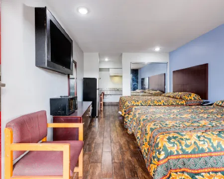 Hotel O Luxury Inn Channelview Baytown I-10 โรงแรมในChannelview