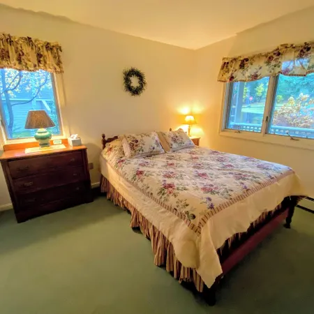 Fv28 Fairway Village Home on the Mt Washington Golf Course!