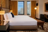 The Peregrine Omaha Downtown Curio Collection by Hilton - bar