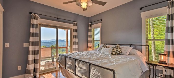 Hiawassee Home w/ Views < 1 Mi to Lake Chatuge Hotels in Towns County