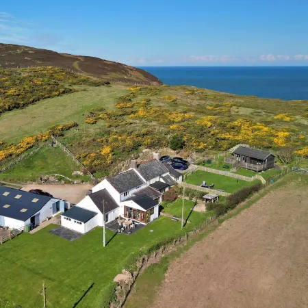 Coastal Retreat on Wales Path With Sea Views