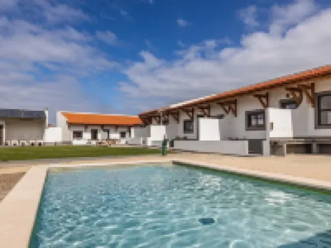 PenichePraia - Bungalows, Campers & Spa Hotels in Peniche