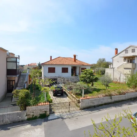 Apartments Mirela