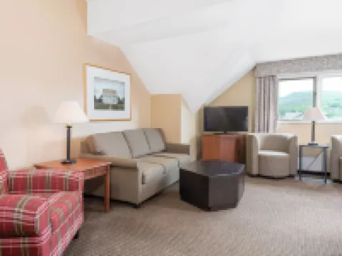Grand Summit Resort Hotels in Dover