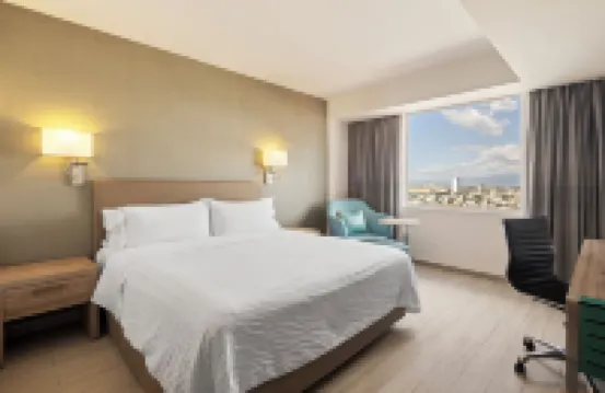 Fiesta Inn Express Ciudad de México Forum Buenavista Hotels near Ferrocarrilero Theatre