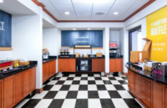 Hampton Inn Omaha West-Lakeside