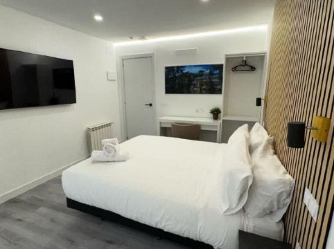 JACUZZI ROOMS PUENTE De VALLECAS