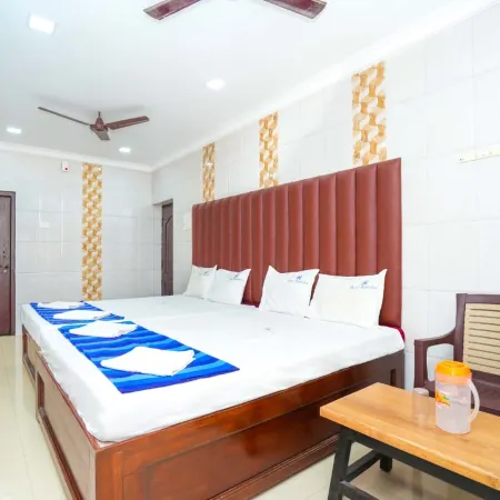 Ambika Lodge
