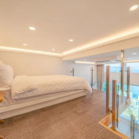 Yeosu Moine Pool Villa