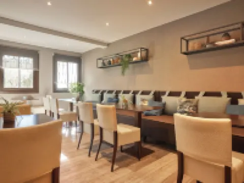 Van der Valk Hotel le Catalogne Saint Aygulf โรงแรมในเฟรฌู