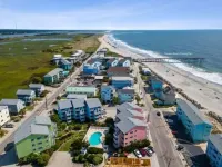 Beach Bliss 1 Bedroom Condo by RedAwning