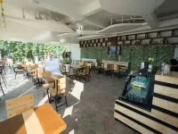 LOHAS AIRPORT HOTEL
