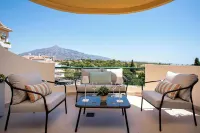 Amazing 3BD apt and Pool. Señorío de Aloha - 2 tähden