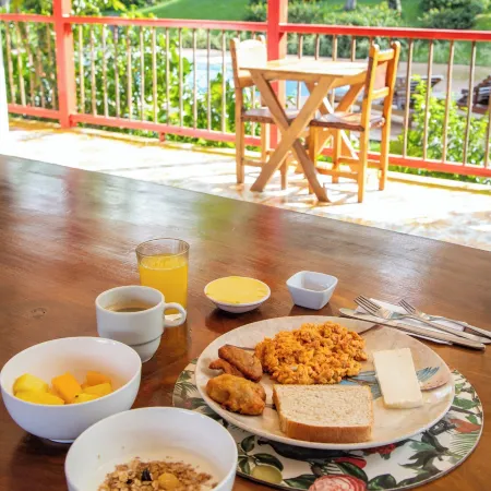 Hacienda Venecia Main House & Coffee Lodge