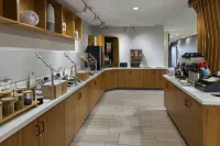 SpringHill Suites Lancaster Palmdale - breakfast