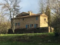 Villa in Saignon with Pool and Scenic Views