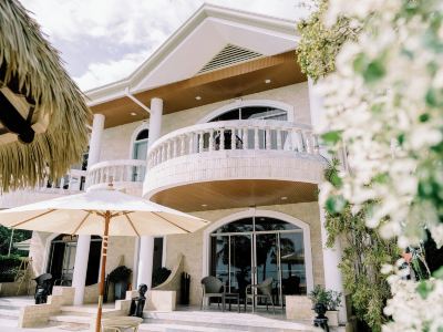Panglao Pearl Premier White Sand Resort
