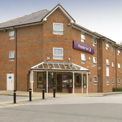 Premier Inn Leeds East โรงแรมใกล้ศูนย์การค้า Crossgates Shopping Centre