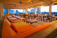 Riverview Residence - sarapan