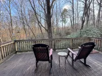 Peace-in-the-Forest Retreat - Singles, Couples, Artists, Forest Lovers