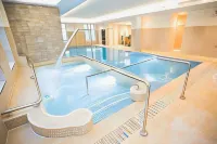 Galway Bay Hotel Conference & Leisure Centre - Pools