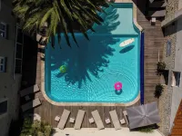 Hôtel le Square Hotels in Saint-Pierre-d'Oleron