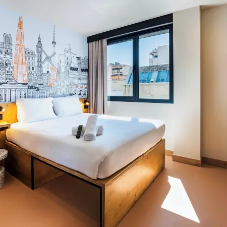 easyHotel Madrid Alcala Отели рядом с достопримечательностью «Викальваро»