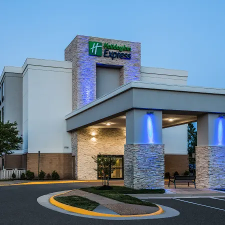 Holiday Inn Express LORTON by IHG