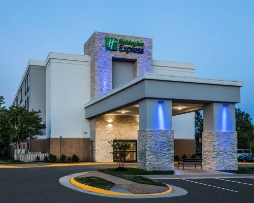 Holiday Inn Express LORTON by IHG Hotels in Lorton