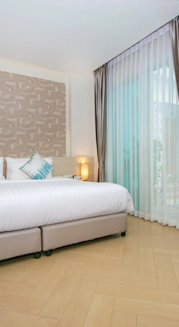 ห้องสวีทพร้อมสิทธิ์ในการเข้าใช้บริการสระว่ายน้ำ
