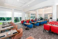 Hilton Garden Inn Wayne - breakfast