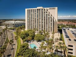 Pendry Newport Beach
