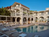 Nikon Boutique Hotel - Bãi biển