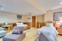 West Virginia Home w/ Deck on Golf Course - Homestays