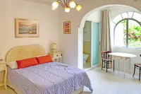 Bougainvillea Breeze & Marina View - Happy Rentals