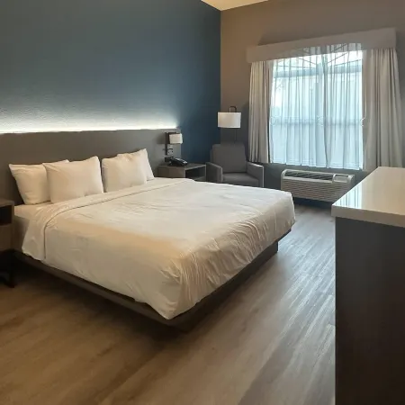 Comfort Inn & Suites Concord - Kannapolis